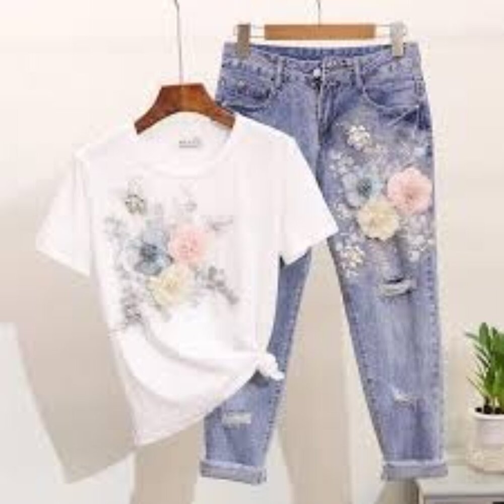 24-Hour Tops & Denim Share Show Train